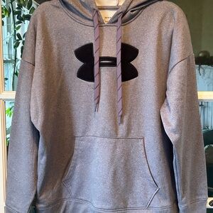 Like New Under Armour Women’s Large Heathered Purple Hoodie
